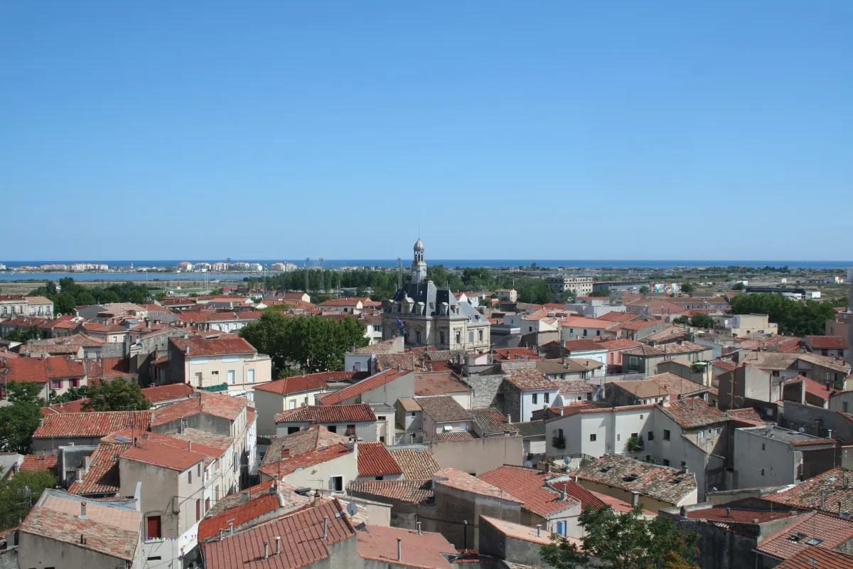 ASSOCIATION BOUZIGLISS YACHT CLUB DE BOUZIGUES - ECOLE DE VOILE /WATERSPORTS CENTER - Frontignan