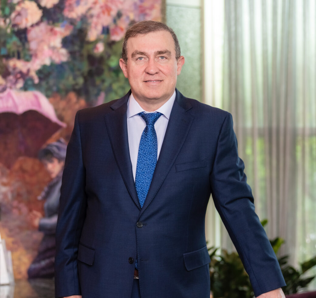 Portrait of Dr. Ali Totonchi