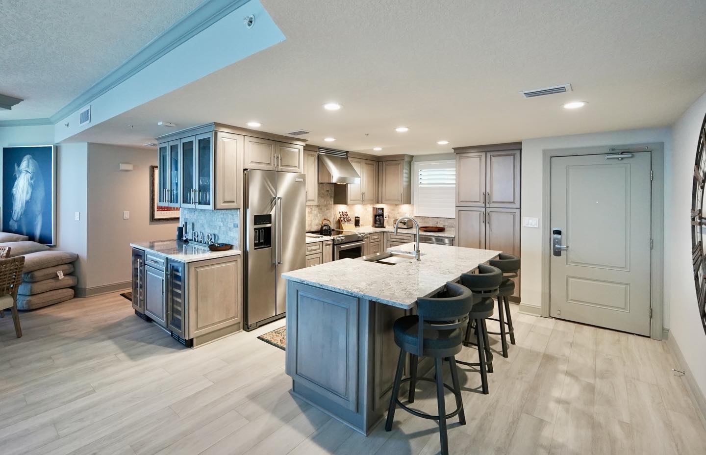 30a-kitchen-remodel-gray-cabinets-wine-bar-rosemary-beach-1