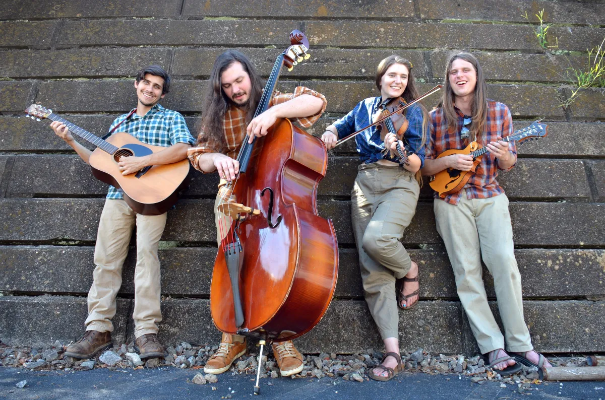 The Yellow Dandies - HTMA