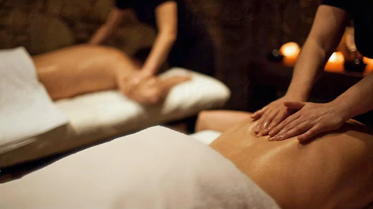 EN Spa 90-Minute Couples Massage