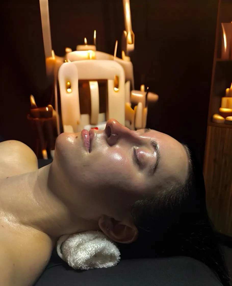 EN Spa "Sluff Off" Skin Rejuvenation Facial