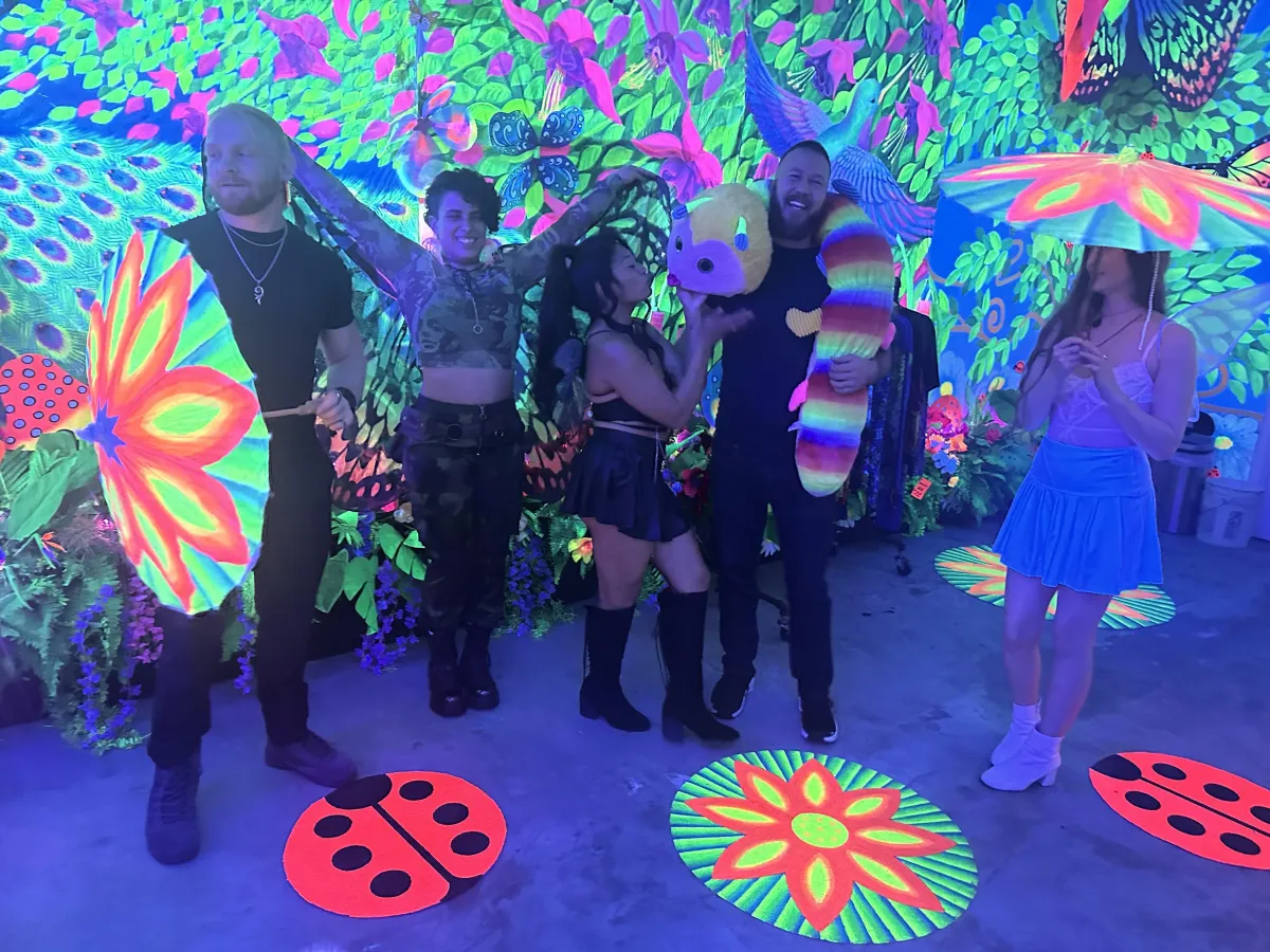 black and white electronic keyboard