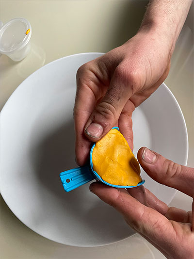 step 7: place putty evenly in chosen tray