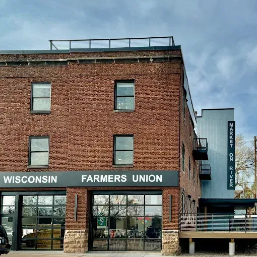 white noodles with meat and vegetables on white ceramic bowl