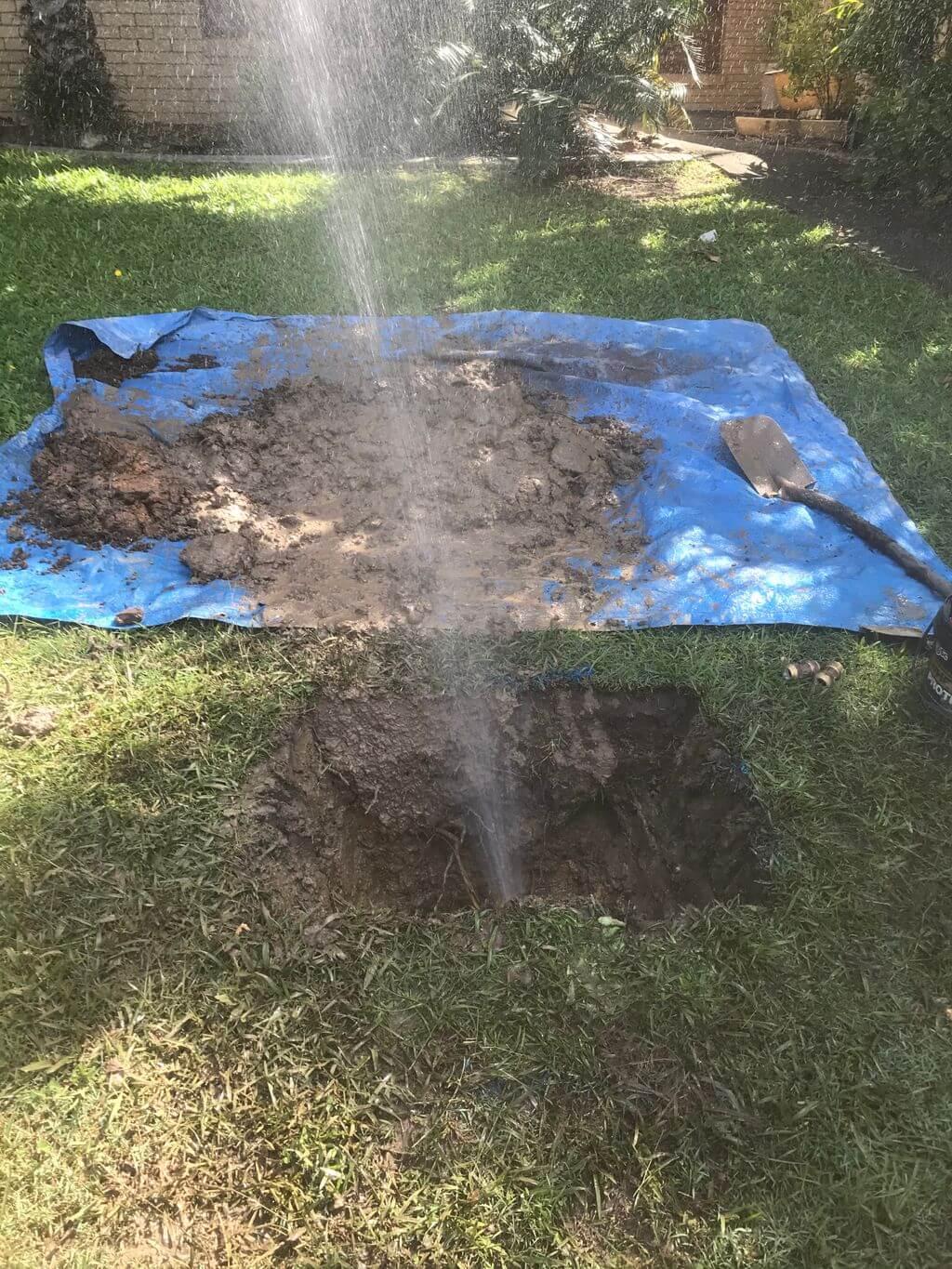 Burst pipe emergency in Bakersfield home causing water damage