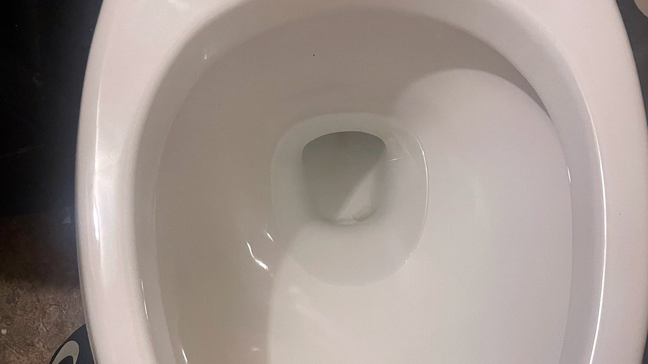 Running toilet problem in Bakersfield home requiring plumbing repair