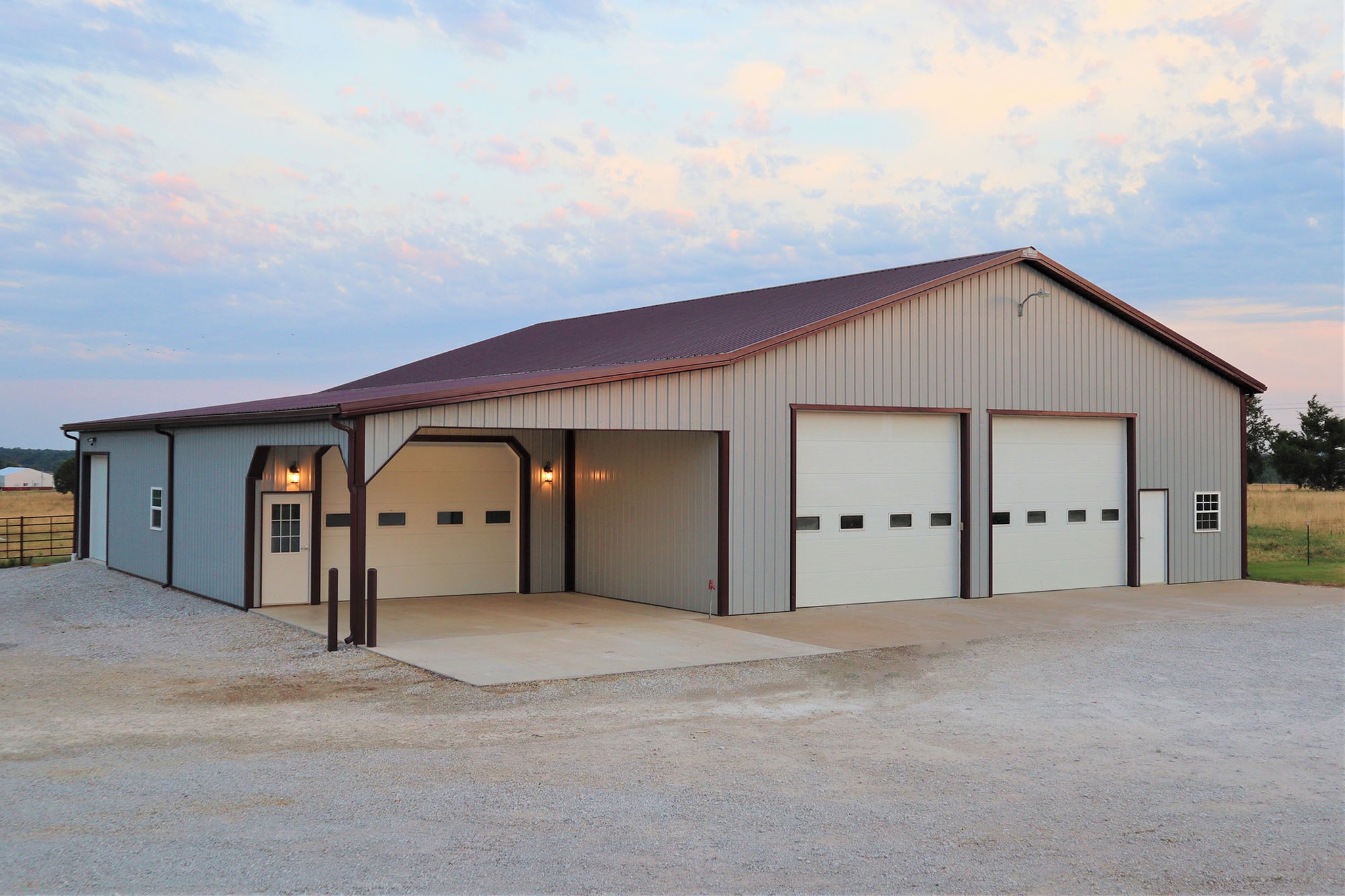 Custom steel warehouse built by Springfield Metal Buildings