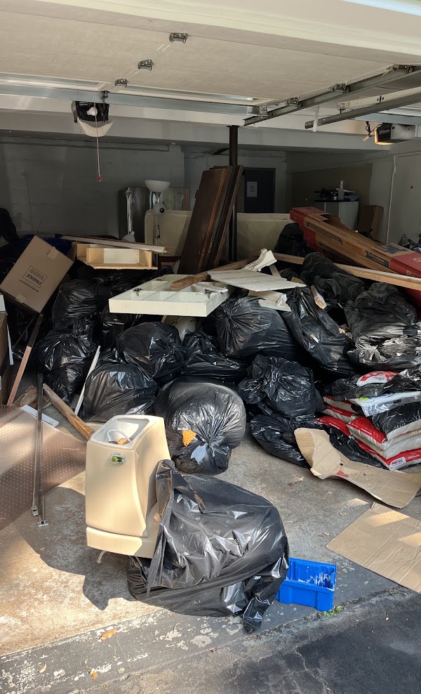 Hoarder Cleanouts in Westchester