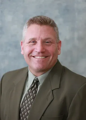 Portrait of Scott Ebel, founder of Freedom Home Team