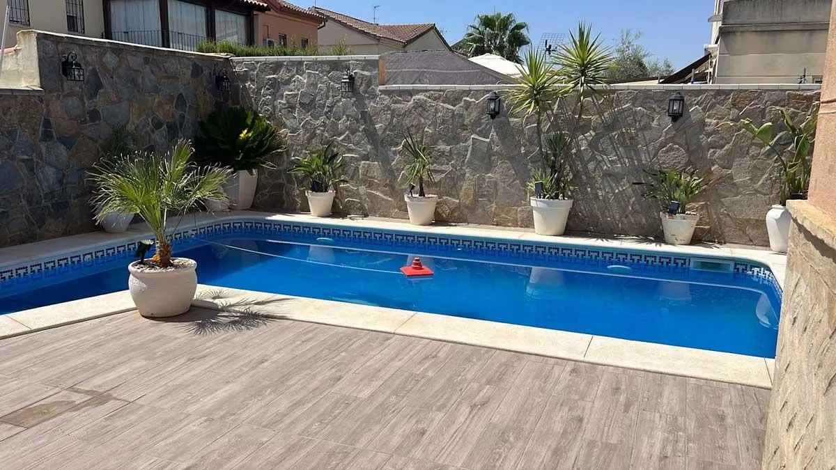 pool decks Bakersfield