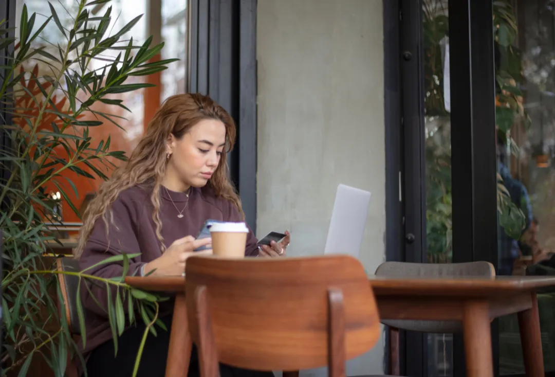 Younger Buyers Turn to AI for Advice