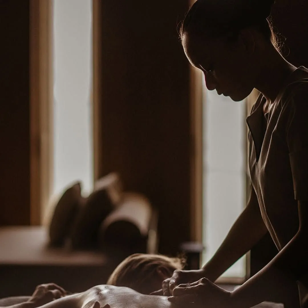 how much does a spa day cost>