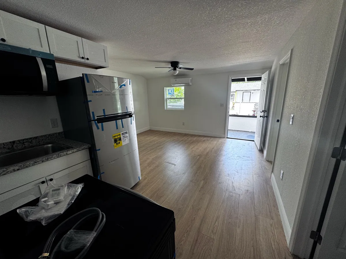 Renovated rental unit at the Drew Park building in Tampa, FL