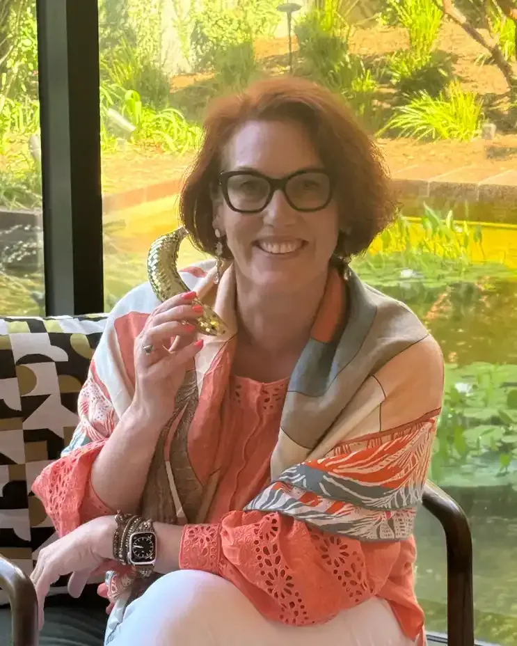 Luxury marketing expert Tracey Bauer showcases innovative AI appointment solutions for enhancing luxury service offerings.