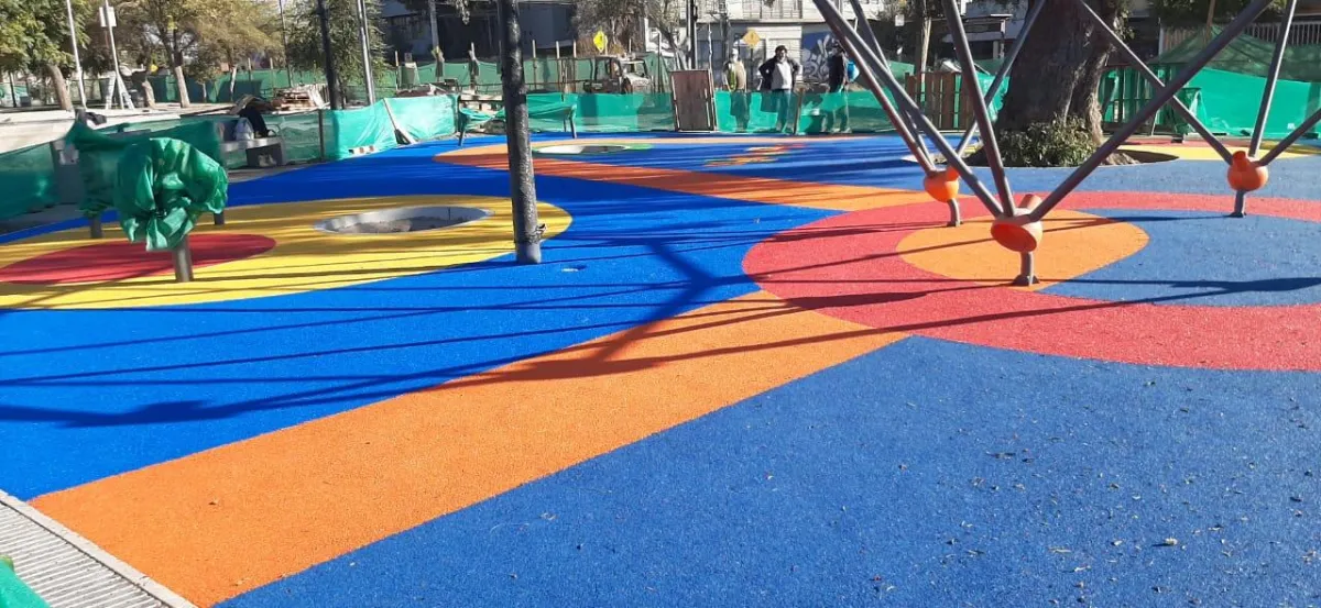 Obra en la comuna de la Pintana, en caucho EPDM