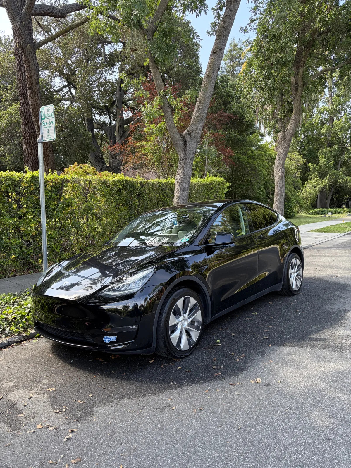 Ceramic coating being applied to a car's paint in Menlo Park