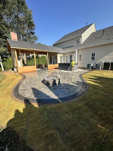 Greenville Concrete Pros levels Patio