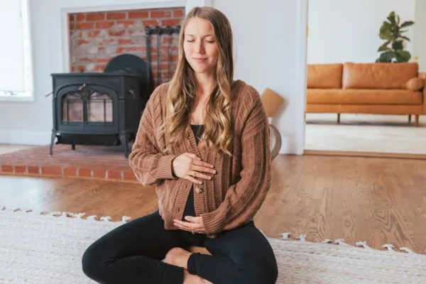 What Is Hypnobirthing? Benefits, Techniques & How It Works