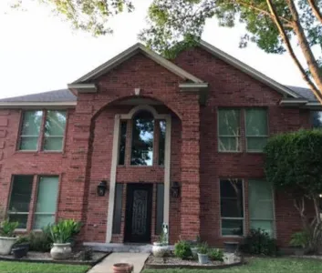 Beautiful home with newly installed Picture windows