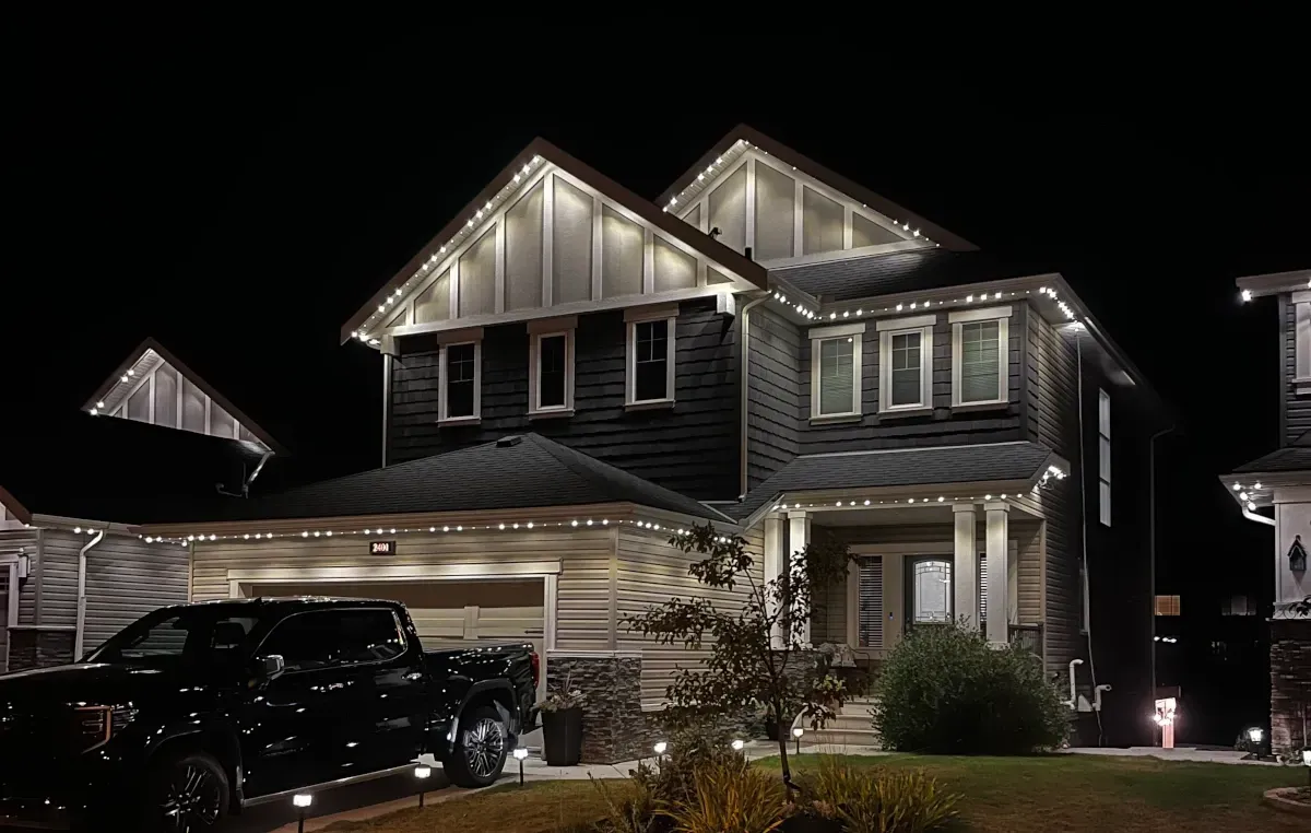 The Best Colors for Permanent LED Lights on Las Vegas Homes