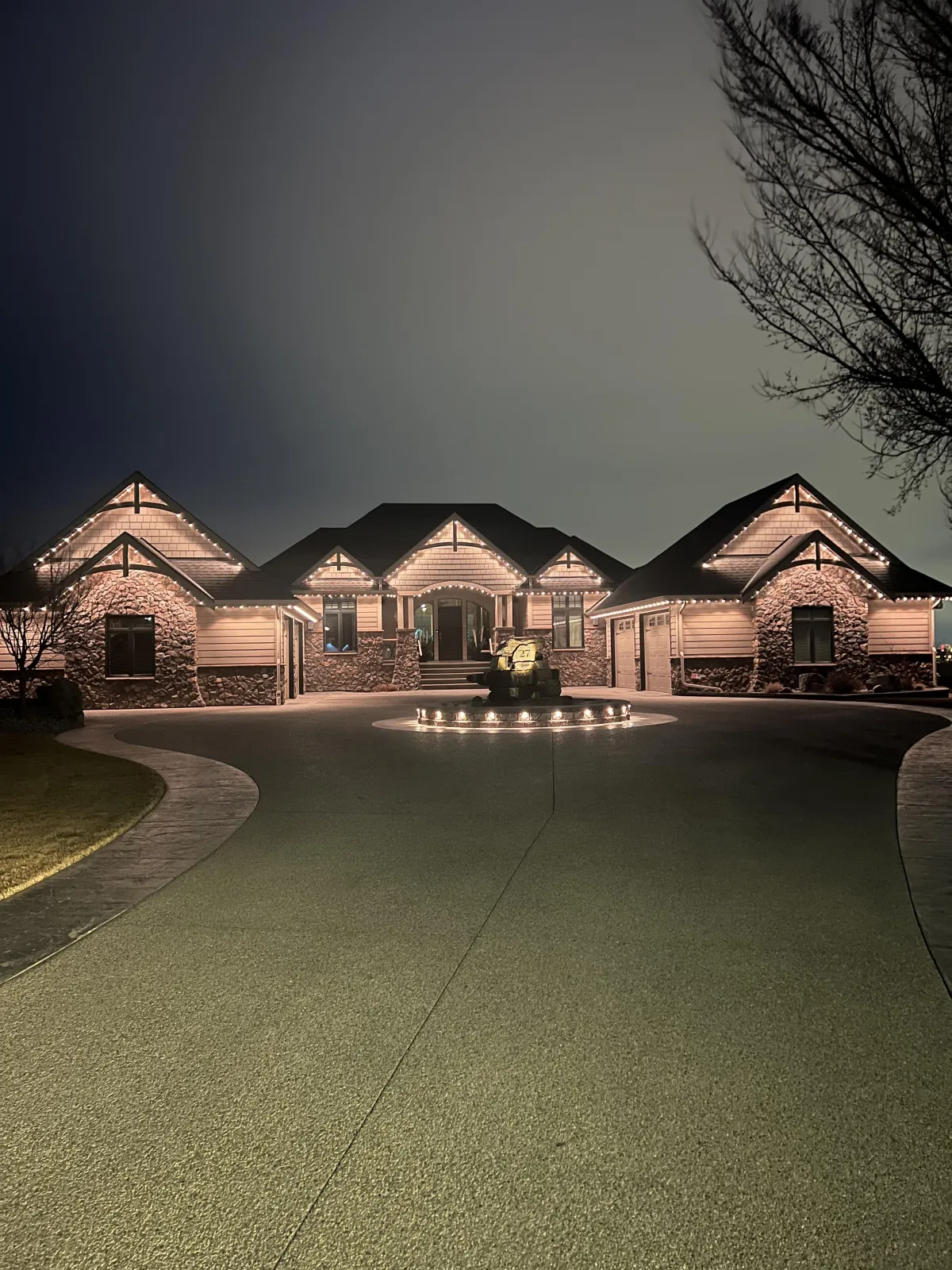 How Much Does Permanent Exterior Lighting Cost in Las Vegas?