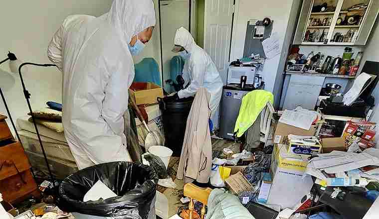  Junk removal service