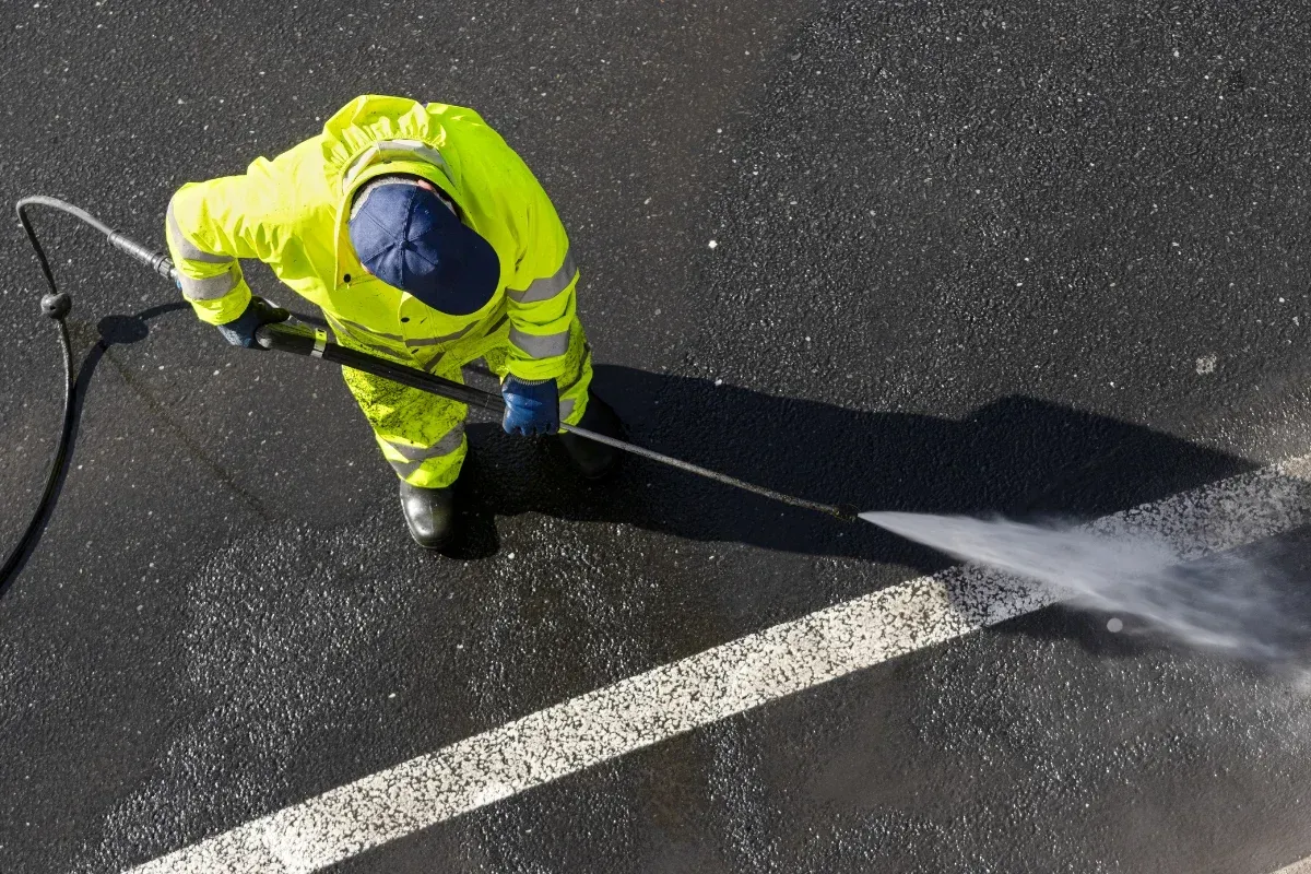 Common Pressure Washing Mistakes Wesley Chapel, NC Homeowners Should Avoid