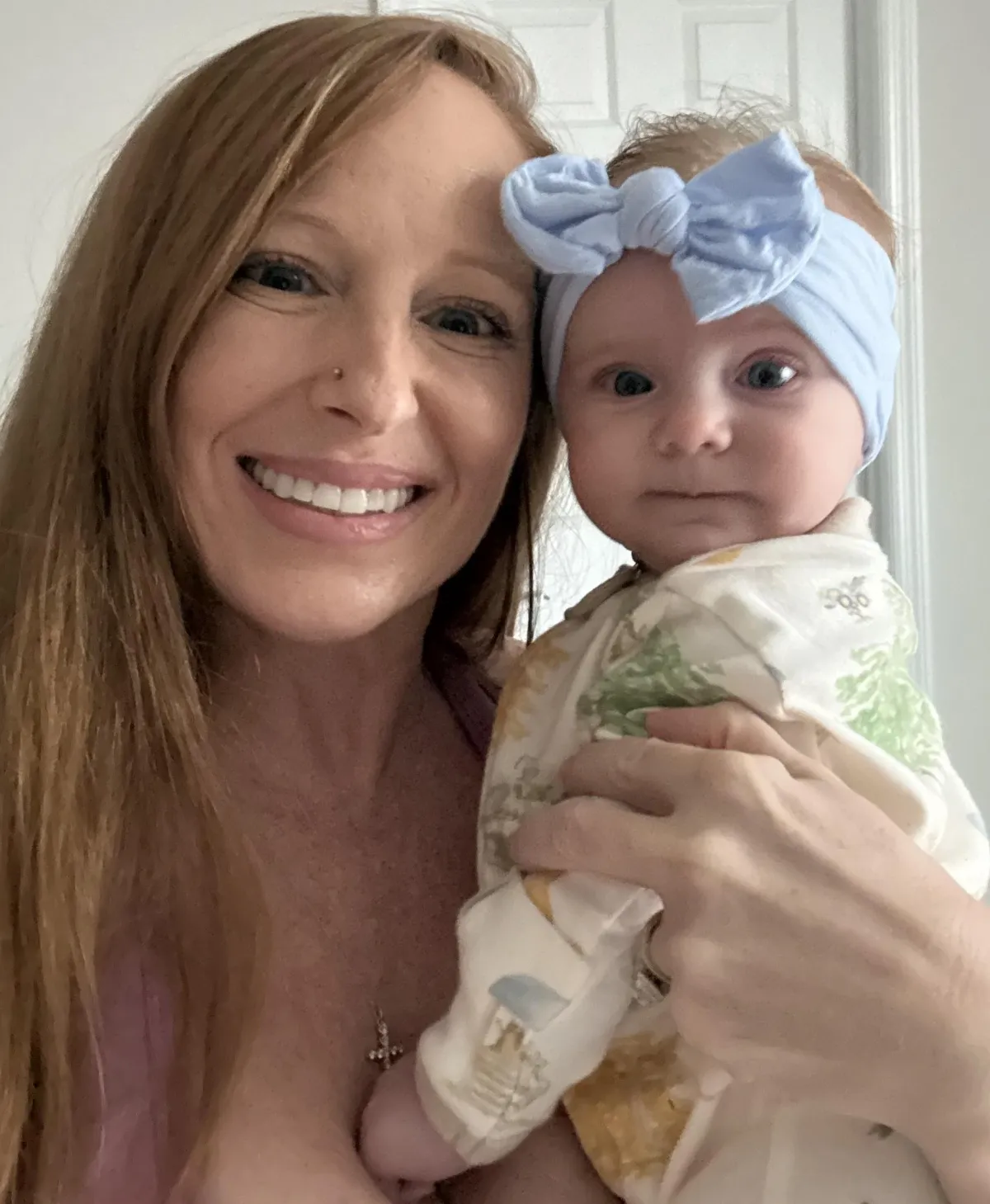 Coach of Strong Mom Method with her family