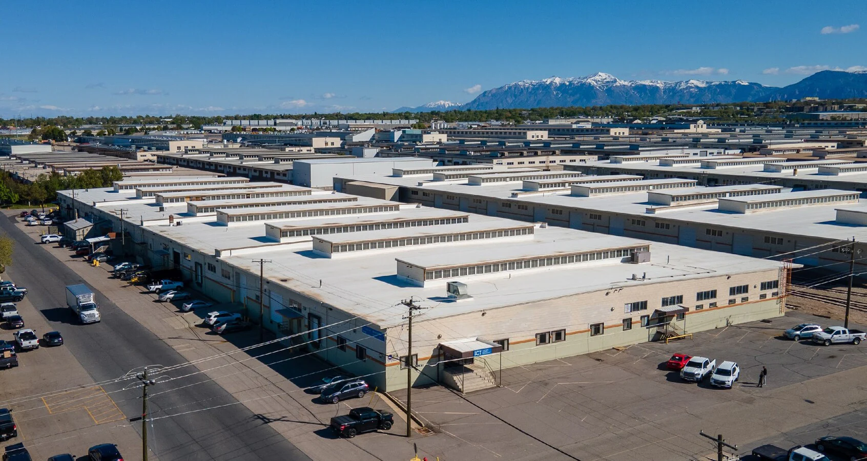 {{ custom_values.service_1 }} in {{custom_values.biz_area_1})