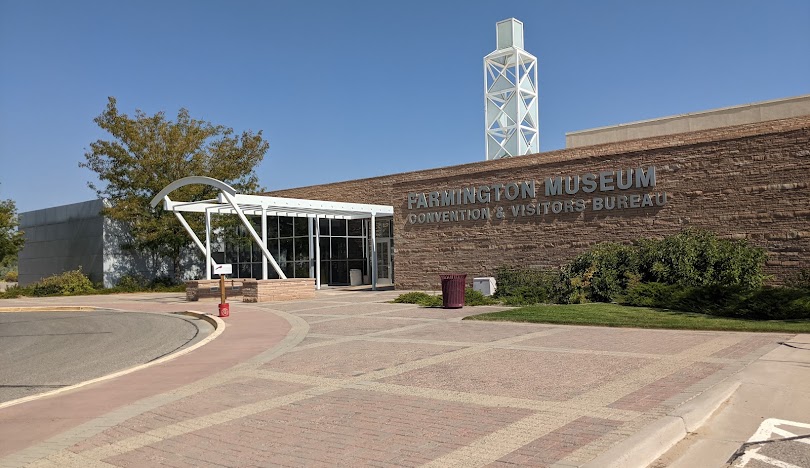 {{ custom_values.service_1 }} in {{custom_values.biz_area_1})