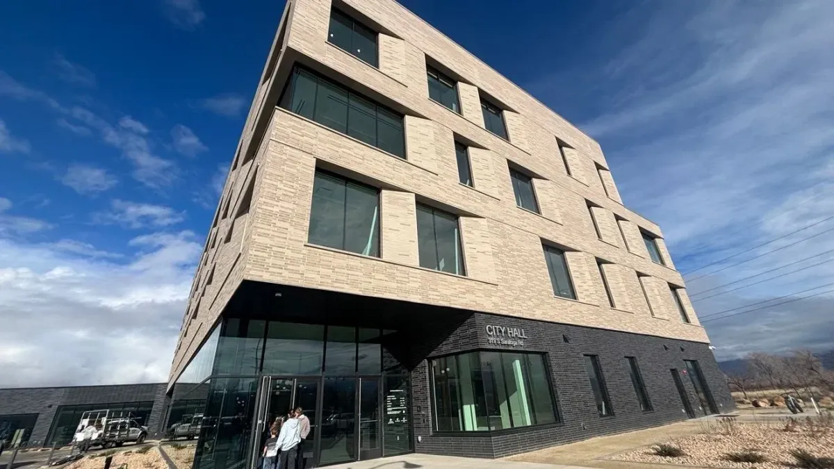 {{ custom_values.service_1 }} in {{custom_values.biz_area_1})