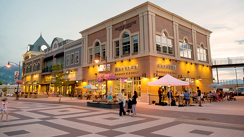 {{ custom_values.service_1 }} in {{custom_values.biz_area_1})