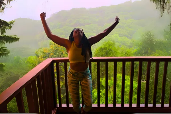 Monthly wellness coaching sessions for women to nourish their body, balance hormones, detox stress, and rise into sustained health and vitality