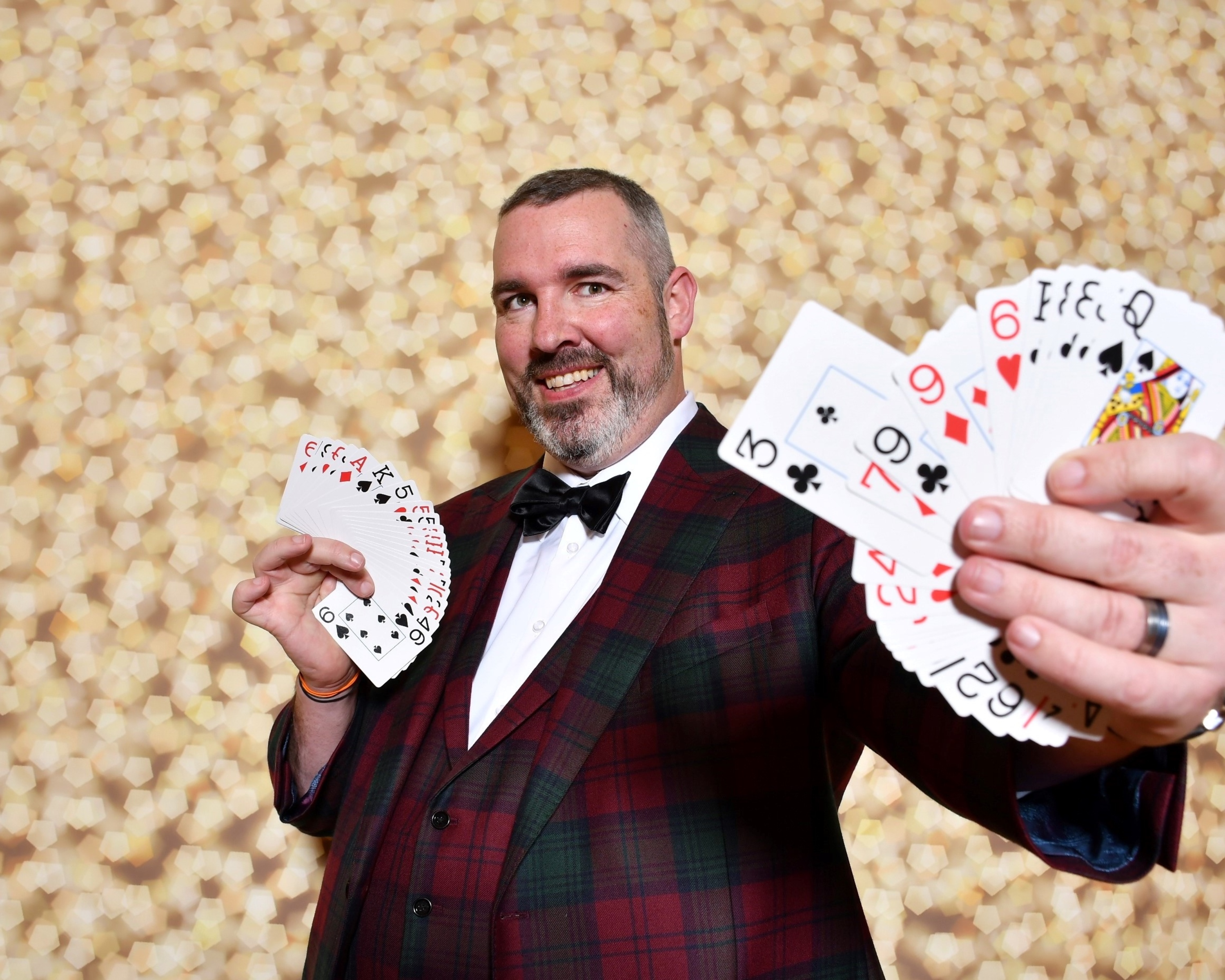 Lucky Luke shows you his card the 3 of clubs in Vancouver Washington