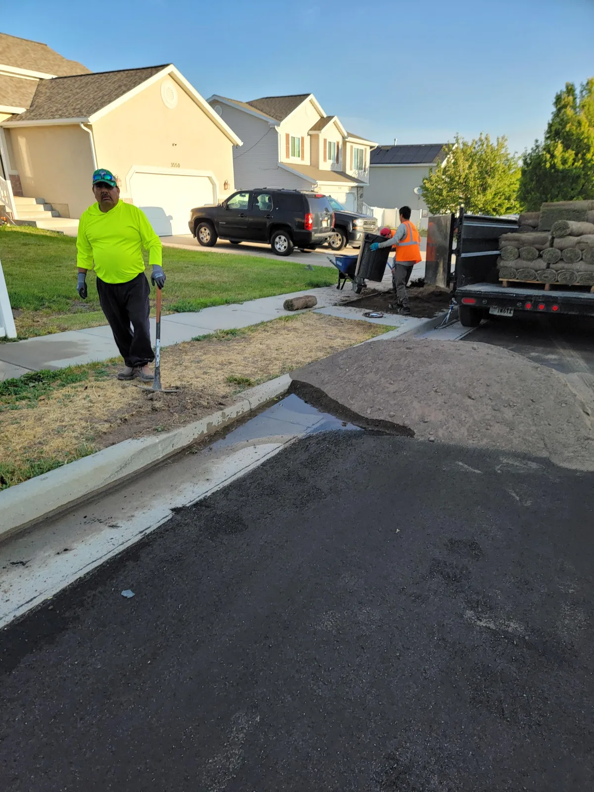 lawn care West Valley City UT
