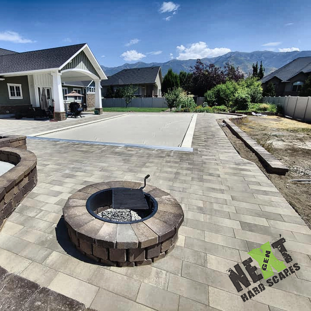 Annette's Pool and Patio