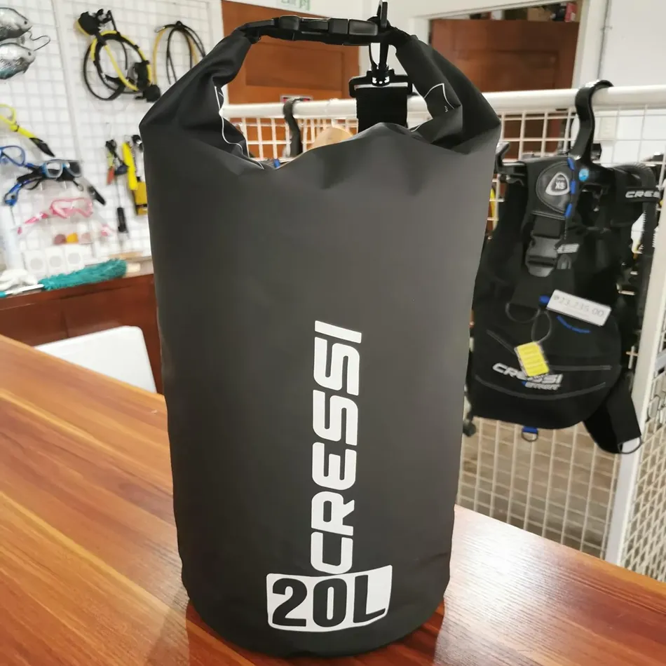 Scuba diving bag