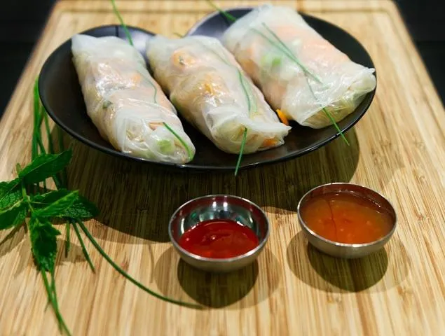 vietnamese rolls Gỏi Cuốn