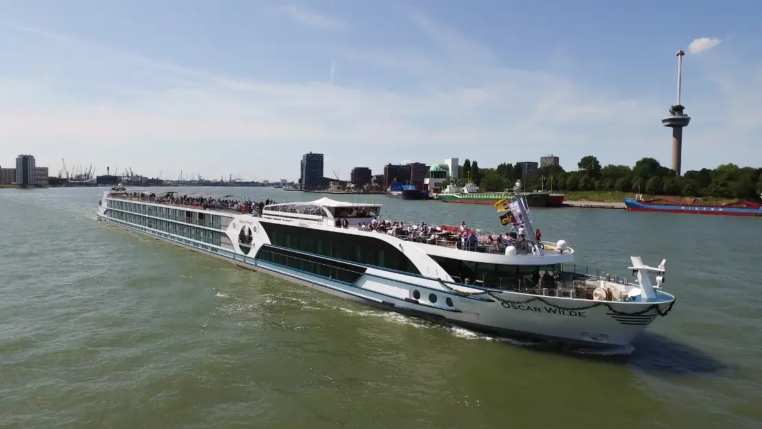 Riviera Travel MS Oscar Wilde