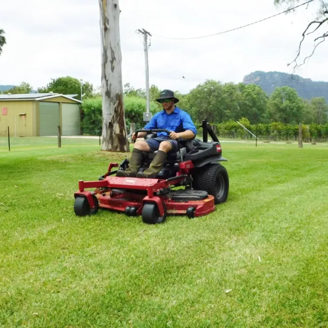 Lawn Mowing Sydney NSW – Residential Property Service