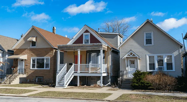 Homes sitting on the market