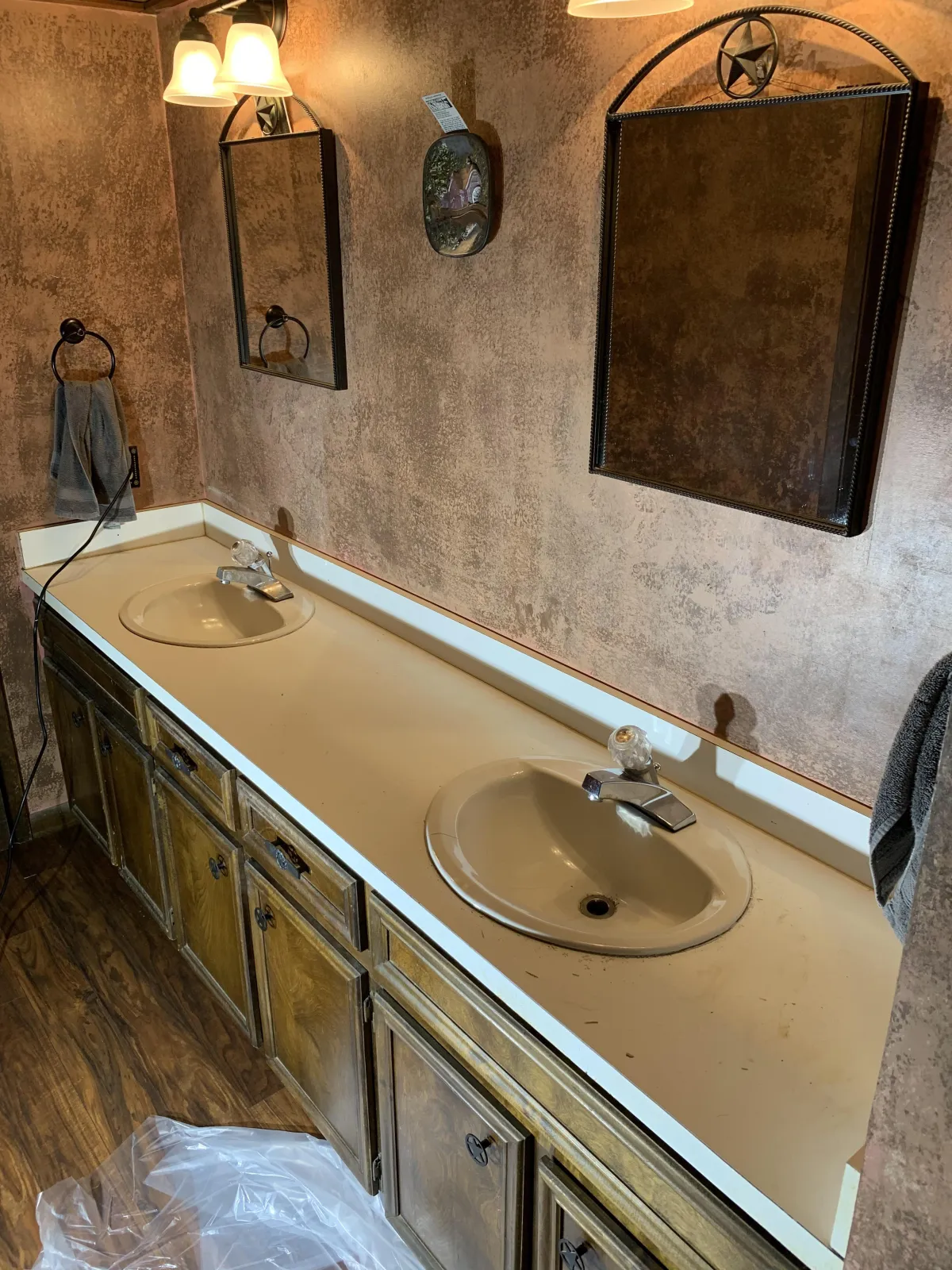 custom epoxy countertops