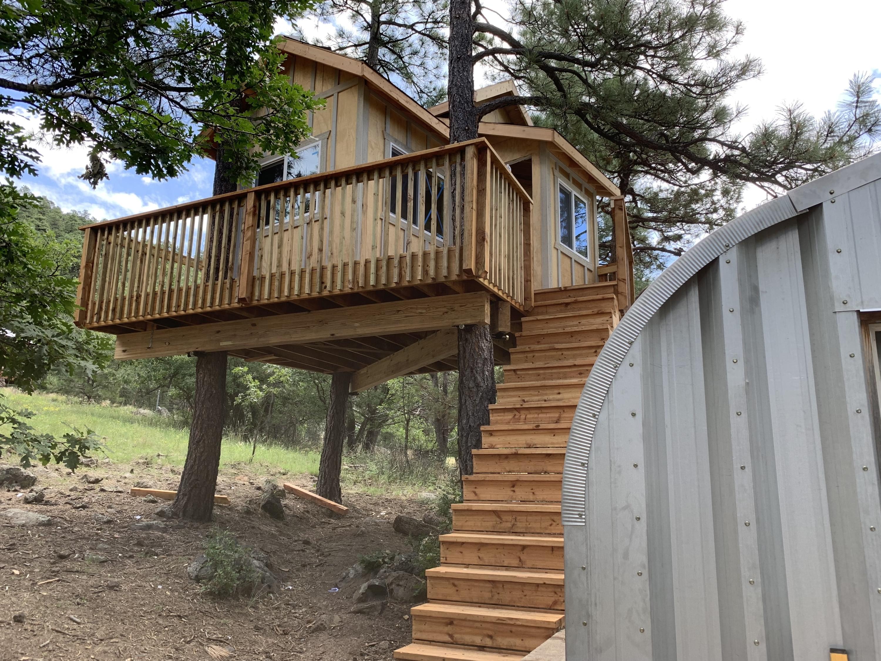 custom tree house, framing, carpentry