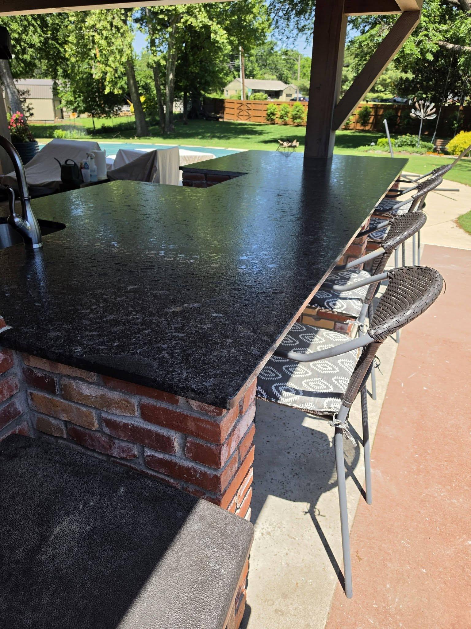 Grogeous outdoor barbeque area