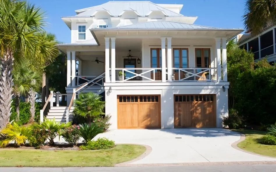Pompano Beach Concrete constructs new driveways.