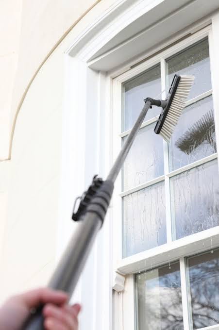 Window Cleaning in Akron