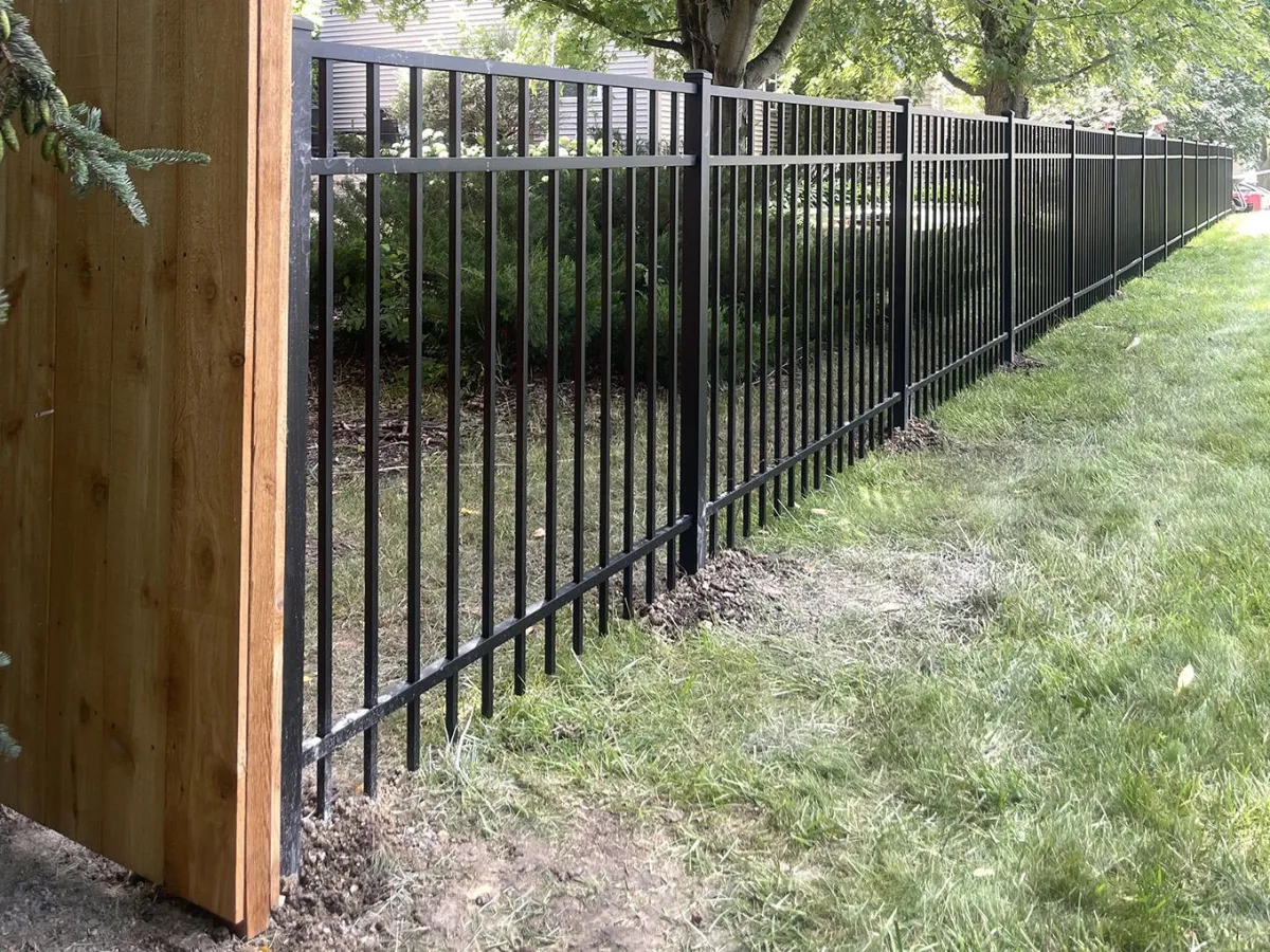 Leander Fencing, install Metal fence in Leander, Texas