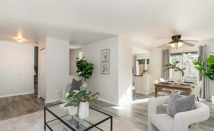 beautiful interior painting done by Paint Pros NW in the Greates Seattle Area