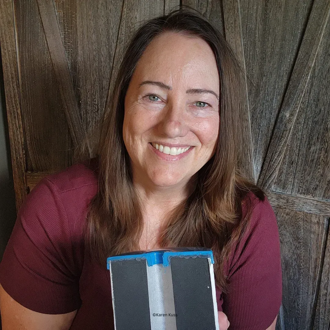 SaunaSpace unit promoting non-toxic healing through near-infrared light therap